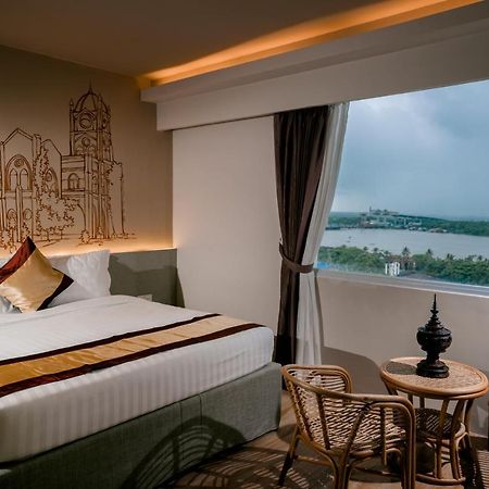The Rangoon Hotel 外观 照片