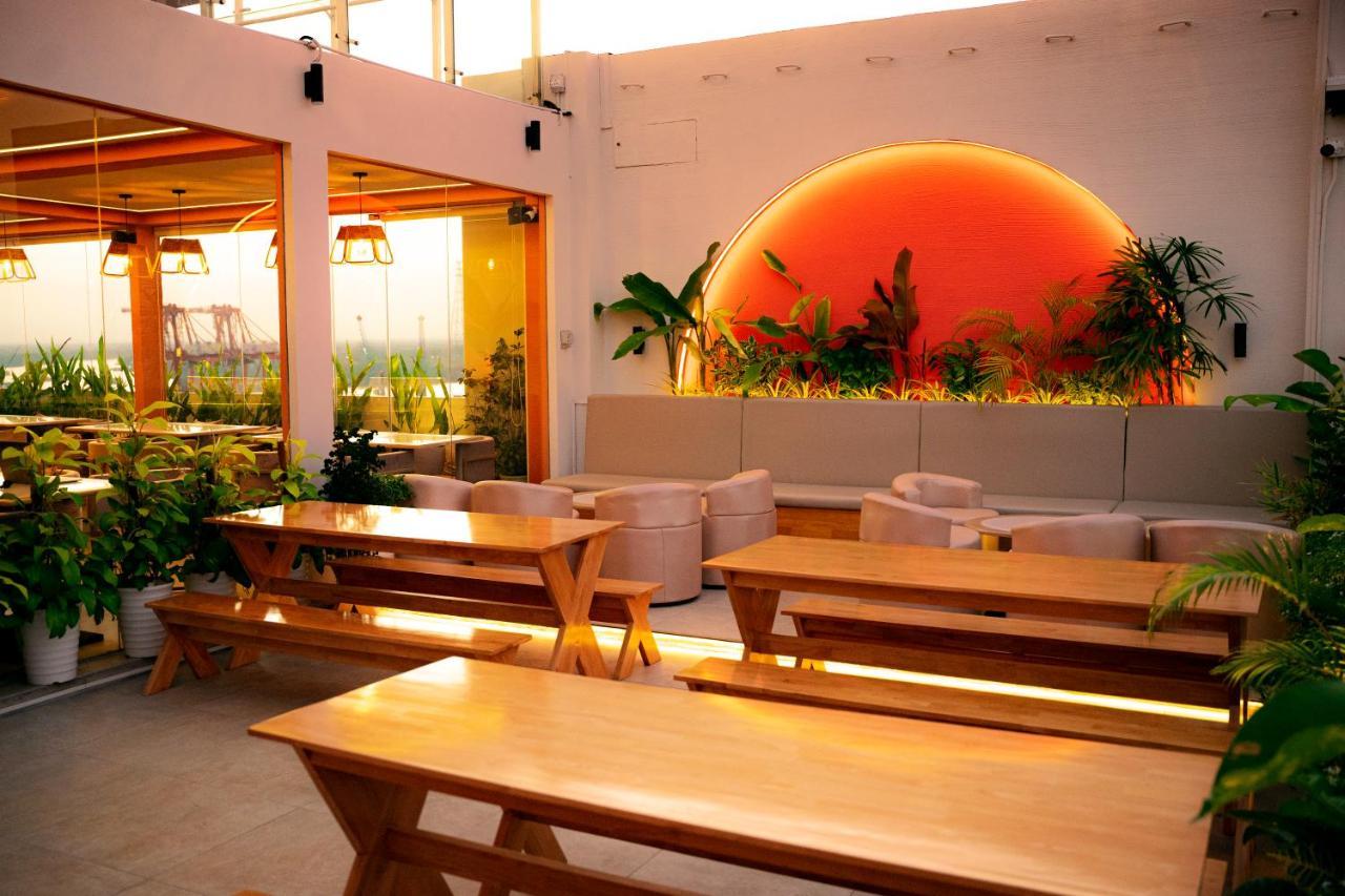 The Rangoon Hotel 外观 照片
